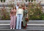 Den Haag 21 mei 2026
Fotouurtje met de koninklijke familie in de Hollandse tuin van Park Clingendael . Aanwezig Koning Willem Alexander Koningin Maxima Prinses Amalia Prinses Alexia en Prinses Ariane . 