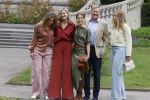Den Haag 21 mei 2026
Fotouurtje met de koninklijke familie in de Hollandse tuin van Park Clingendael . Aanwezig Koning Willem Alexander Koningin Maxima Prinses Amalia Prinses Alexia en Prinses Ariane . 