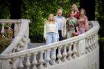 Den Haag 21 mei 2026
Fotouurtje met de koninklijke familie in de Hollandse tuin van Park Clingendael . Aanwezig Koning Willem Alexander Koningin Maxima Prinses Amalia Prinses Alexia en Prinses Ariane . 