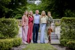 Den Haag 21 mei 2026
Fotouurtje met de koninklijke familie in de Hollandse tuin van Park Clingendael . Aanwezig Koning Willem Alexander Koningin Maxima Prinses Amalia Prinses Alexia en Prinses Ariane . 