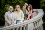 Den Haag 21 mei 2026
Fotouurtje met de koninklijke familie in de Hollandse tuin van Park Clingendael . Aanwezig Koning Willem Alexander Koningin Maxima Prinses Amalia Prinses Alexia en Prinses Ariane . 