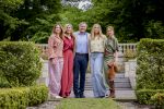 Den Haag 21 mei 2026
Fotouurtje met de koninklijke familie in de Hollandse tuin van Park Clingendael . Aanwezig Koning Willem Alexander Koningin Maxima Prinses Amalia Prinses Alexia en Prinses Ariane . 