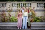 Den Haag 21 mei 2026
Fotouurtje met de koninklijke familie in de Hollandse tuin van Park Clingendael . Aanwezig Koning Willem Alexander Koningin Maxima Prinses Amalia Prinses Alexia en Prinses Ariane . 