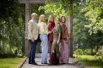 Den Haag 21 mei 2026
Fotouurtje met de koninklijke familie in de Hollandse tuin van Park Clingendael . Aanwezig Koning Willem Alexander Koningin Maxima Prinses Amalia Prinses Alexia en Prinses Ariane . 
