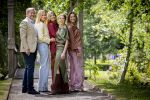 Den Haag 21 mei 2026
Fotouurtje met de koninklijke familie in de Hollandse tuin van Park Clingendael . Aanwezig Koning Willem Alexander Koningin Maxima Prinses Amalia Prinses Alexia en Prinses Ariane . 