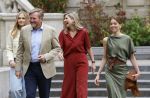 Den Haag 21 mei 2026
Fotouurtje met de koninklijke familie in de Hollandse tuin van Park Clingendael . Aanwezig Koning Willem Alexander Koningin Maxima Prinses Amalia Prinses Alexia en Prinses Ariane . 