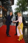 Amsterdam 3 juni 2026
Koning Willem Alexander en Koningin Maxima arriveren bij Carre  voor het Holland festival . Arthur v Dijk ontvangt ze .