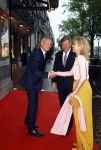 Amsterdam 3 juni 2026
Koning Willem Alexander en Koningin Maxima arriveren bij Carre  voor het Holland festival . Arthur v Dijk ontvangt ze .