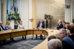 Den Haag 30 juni 2026
Koning Willem Alexander Koningin Maxima en prinses Amalia bij afscheid van Thom de Graaf in raad v State .