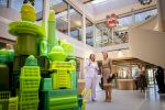 HEERENVEEN 3 juni 2026 - Koningin Maxima opent op  het Werklandschap van de Toekomst van Omrin in Ook het nieuwe circulaire zogenoemde droomkantoor van dit afvalverwerkingsbedrijf staat op het Werklandshap van de Toekomst, een duurzaam ontwikkeld bedrijventerrein dat groen en klimaatbestendig is. PATRICK VAN KATWIJK