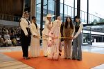 Arnhem 13 mei 2026
Koningin Maxima opent de State of Fashion BiÃ«nnale 2026. State of Fashion is een toonaangevend internationaal platform voor mode, textiel en maatschappelijke transitie.
