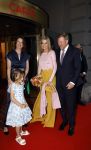 Amsterdam 3 juni 2026
Koning Willem Alexander en Koningin Maxima arriveren bij Carre  voor het Holland festival . Arthur v Dijk ontvangt ze .