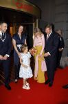 Amsterdam 3 juni 2026
Koning Willem Alexander en Koningin Maxima arriveren bij Carre  voor het Holland festival . Arthur v Dijk ontvangt ze .