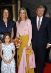 Amsterdam 3 juni 2026
Koning Willem Alexander en Koningin Maxima arriveren bij Carre  voor het Holland festival . Arthur v Dijk ontvangt ze .