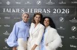 Amsterdam 4 juni 2026
Talkies terras awards bij hotel Pestana . Ook de nieuwe cover met daarop Eelko v Kooten en Olcay Gulsen wordt onthult. Lilly Genee met een vriendin