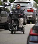Amsterdam 15 juni 2026
Martijn Krabbe rijdt door Amsterdam zuid en gaat daarna op terras zitten met een vriendin