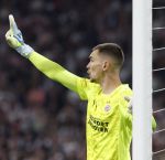 Amsterdam, 2 Mei 2026
Kompetitiewedstrijd AJAX-PSV, eindstand 2-2
Matej Kovar 