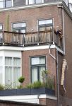 Den Haag 30 juni 2026
Bij het huis van Matthijs v Nieuwkerk en zijn vrouw Martha worden zonweringen op gehangen 