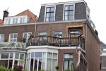 Den Haag 30 juni 2026
Bij het huis van Matthijs v Nieuwkerk en zijn vrouw Martha worden zonweringen op gehangen 