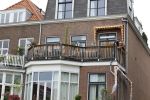 Den Haag 30 juni 2026
Bij het huis van Matthijs v Nieuwkerk en zijn vrouw Martha worden zonweringen op gehangen 