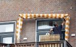 Den Haag 30 juni 2026
Bij het huis van Matthijs v Nieuwkerk en zijn vrouw Martha worden zonweringen op gehangen 