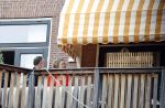 Den Haag 30 juni 2026
Bij het huis van Matthijs v Nieuwkerk en zijn vrouw Martha worden zonweringen op gehangen 