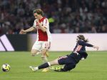 Amsterdam, 2 Mei 2026
Kompetitiewedstrijd AJAX-PSV, eindstand 2-2
Mika Godts met Yarek Gasiorowski 