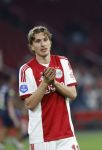 Amsterdam, 2 Mei 2026
Kompetitiewedstrijd AJAX-PSV, eindstand 2-2
