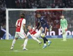 Amsterdam, 2 Mei 2026
Kompetitiewedstrijd AJAX-PSV, eindstand 2-2
Myron Boadu Youri Baas