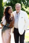 Blaricum / Amstelveen 28 mei 2026
Oger Lusink en zijn vrouw Ellen trouwen in het gemeentehuis van Blaricum en daarna hebben ze een lunch bij restaurant Aan de Poel . Oos Kesbeke met zijn vrouw 