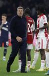 Amsterdam, 2 Mei 2026
Kompetitiewedstrijd AJAX-PSV, eindstand 2-2
Oscar Garcia