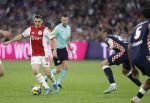 Amsterdam, 2 Mei 2026
Kompetitiewedstrijd AJAX-PSV, eindstand 2-2
Oscar Gloukh met Kiliann Sildillia