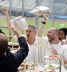 Amsterdam 4 juni 2026
Lunch met artiesten en influencers van de Amsterdamse zomer in het Olympisch stadion. Patrick Martens kwam met goede kennis Ramon Mesman