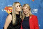 Amsterdam 23 juni 2026
Premiere Supergirl in Pathe Arena. Pernille la Lau kwam met haar dochter 