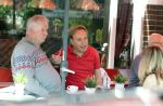 Amsterdam 11 juni 2026
Philippe Elan met partner en kennis op terras .