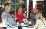 Amsterdam 11 juni 2026
Philippe Elan met partner en kennis op terras .