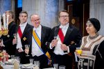 Amsterdam 9 juni 2026
Op uitnodiging van Zijne Majesteit de Koning - Koning Willem Alexander en Koningin Maxima brengt de bondspresident van Duitsland, Frank-Walter Steinmeier, een staatsbezoek aan Nederland. Hij wordt hierbij vergezeld door zijn echtgenote Elke BÃ¼denbender. Prins Constantijn bij staatsbanket