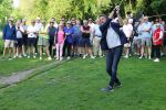 Amsterdam 29 mei 2026
Prins Maurits opent het golftournooi in het Vondelpark met een mooie afslag .