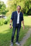 Amsterdam 29 mei 2026
Prins Maurits opent het golftournooi in het Vondelpark met een mooie afslag .