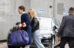 Amsterdam 17 juni 2026
Vandaag is het staatsbezoek van Japan en Nederland . S avonds komen er allemaal andere gasten . Prinses Amalia had haar blauwe koffer mee genomen 