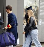 Amsterdam 17 juni 2026
Vandaag is het staatsbezoek van Japan en Nederland . S avonds komen er allemaal andere gasten . Prinses Amalia had haar blauwe koffer mee genomen 