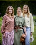 Den Haag 21 mei 2026
Fotouurtje met de koninklijke familie in de Hollandse tuin van Park Clingendael . Aanwezig Koning Willem Alexander Koningin Maxima Prinses Amalia Prinses Alexia en Prinses Ariane . 