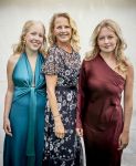 Amsterdam 13 juni 2026
Amsterdam diner 2026 tbv het aidsfonds in Afas Live . Prinses Mabel kwam met haar dochters Gravin Luana en Gravin Zaria 