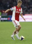 Amsterdam, 2 Mei 2026
Kompetitiewedstrijd AJAX-PSV, eindstand 2-2
Sean Steur