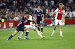 Amsterdam, 2 Mei 2026
Kompetitiewedstrijd AJAX-PSV, eindstand 2-2
Sergino Dest Sean Steur Rayane Bounida