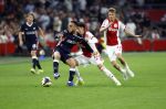 Amsterdam, 2 Mei 2026
Kompetitiewedstrijd AJAX-PSV, eindstand 2-2
Sergino Dest Sean Steur Rayane Bounida