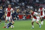 Amsterdam, 2 Mei 2026
Kompetitiewedstrijd AJAX-PSV, eindstand 2-2
Sergino Dest Youri Regeer en Steven Berghuis