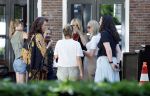 Laren 23 juni 2026
Opnames Gooische vrouwen met aanwezig Linda de Mol Tjitske Reidinga Susan Visser en Lies Visschedijk . Opnames vinden plaats bij restaurant Brink 20 
