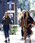 Laren 23 juni 2026
Opnames Gooische vrouwen met aanwezig Linda de Mol Tjitske Reidinga Susan Visser en Lies Visschedijk . Opnames vinden plaats bij restaurant Brink 20 
