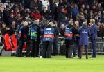 Eindhoven, 6 December 2016 Laatse groepswedstrijd in de Champions League Seizoen 2016/2017 PSV-FC Rostov, eindstand 0-0 en uitschakeling voor het gehele Europese Voetbal.
Willy v d Kuylen ontvangt uit handen van Marcel Brands een fotoboek